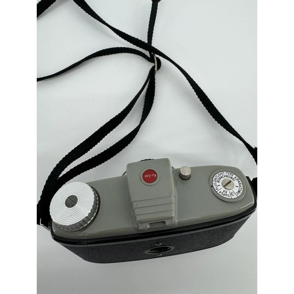 Vintage 1950's Kodak Pony 828 Camera 51mm Lens Flash 200 Shutter With Strap